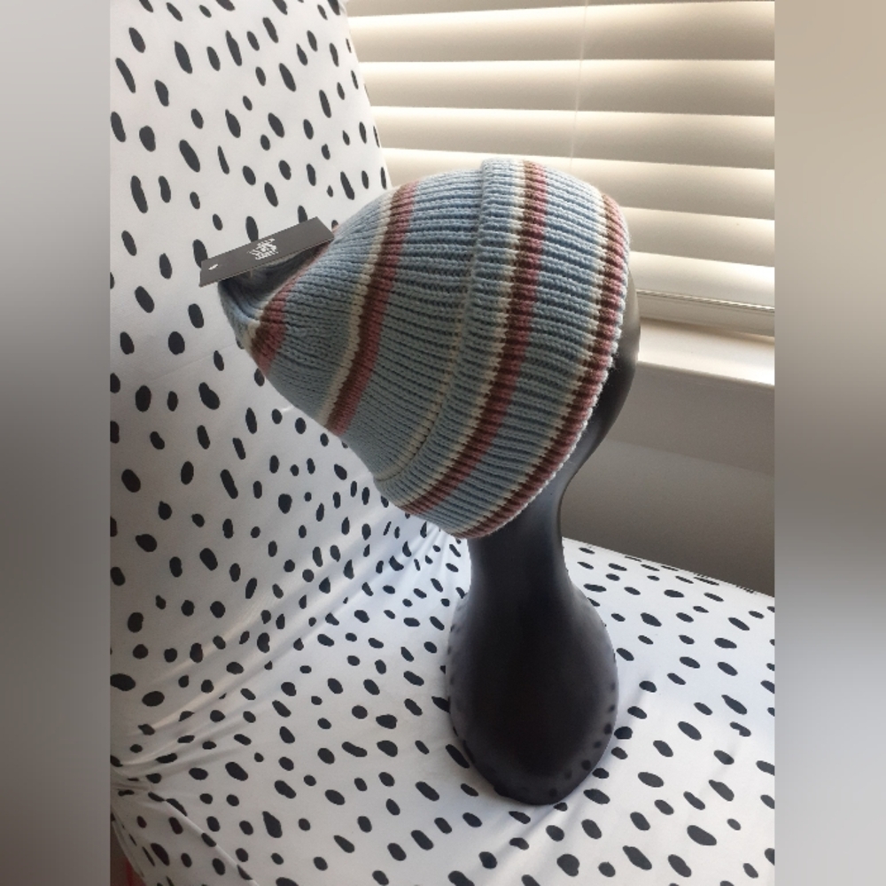 NWT Mossimo Striped Knit Beanie
